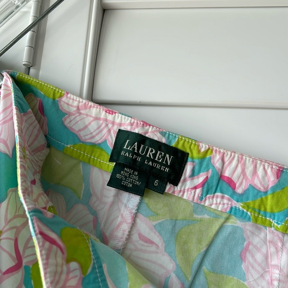 Lauren - Ralph Lauren ladies floral pant with side zipper. - Picture 5 of 7